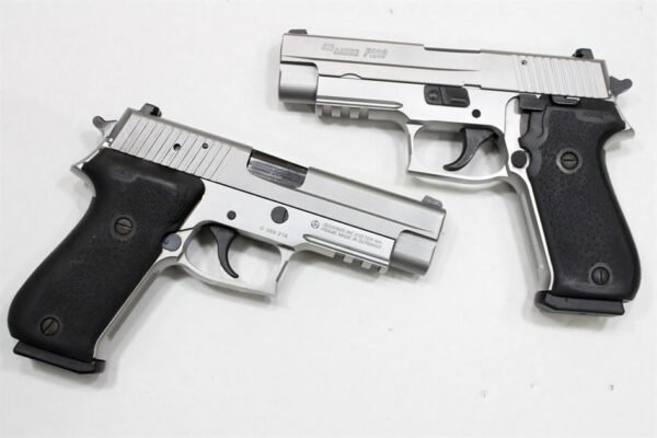 Sig Sauer P220 45 ACP Stainless Police Trade-in Pistols (Very Good Condition)