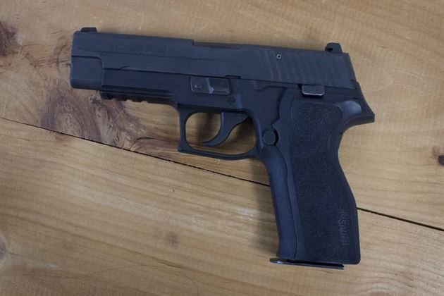 Sig Sauer P226 DAO 40 S&W Police Trades with Night Sights For Sale ...