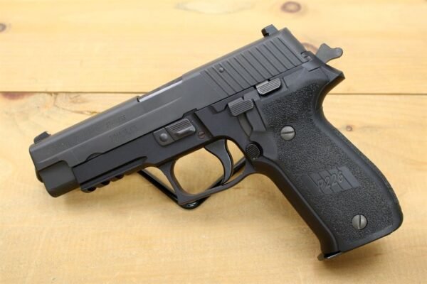 Sig Sauer P226 40 S&W Police Trade-in Pistols