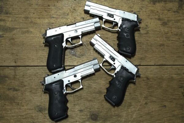 Sig Sauer P220 ST 45 ACP Stainless Police Trade-in Pistols (Good Condition)